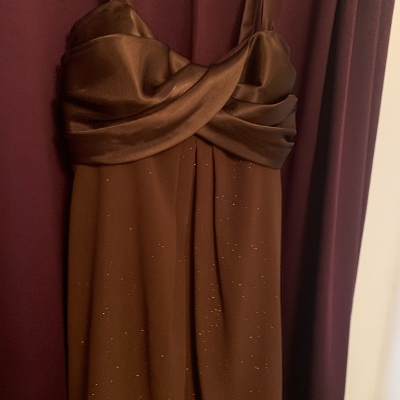 Brown evening dress - Picture 5 of 6